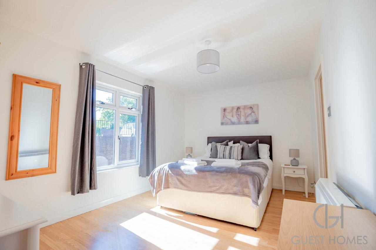 Royal Court, Beautiful Apartment Central Worcester Exterior photo